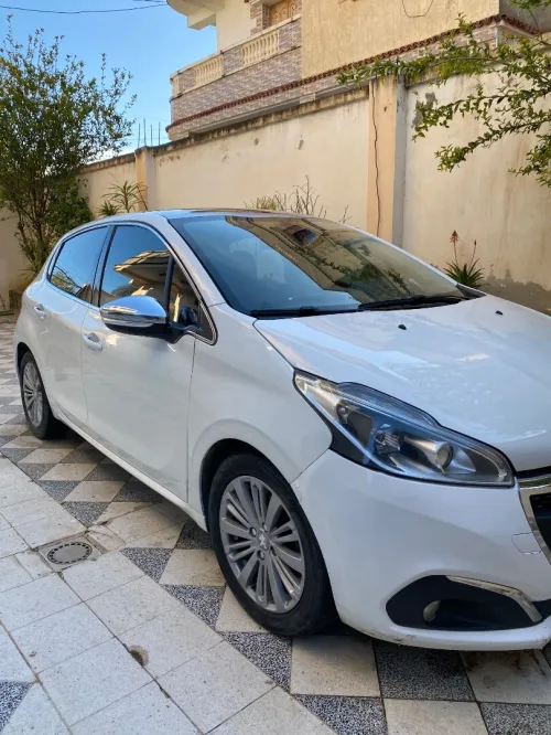 Peugeot 208 2019 Allure