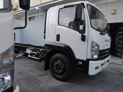 isuzu supr jombo isuzu supr jombo 12 ton 2026