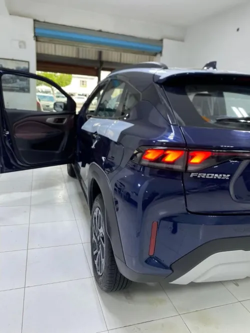 Suzuki FRONX 2023 Latout