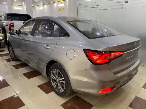 MG MG5 2023 Latoute