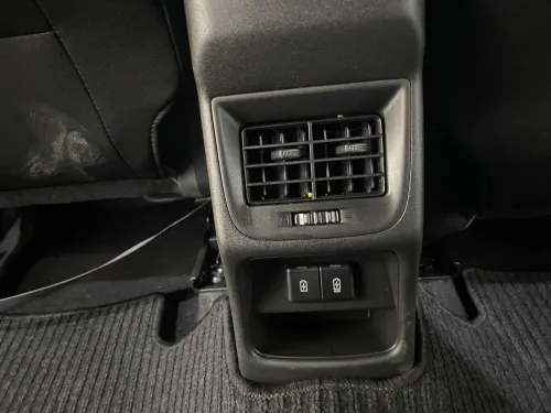 Suzuki FRONX 2023 Latout