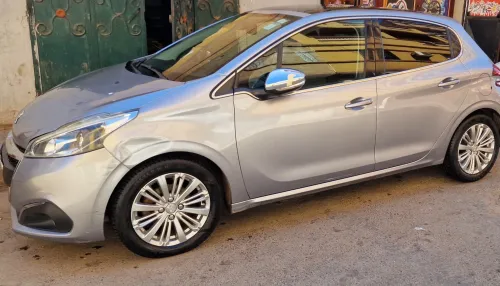 Peugeot 208 2019 