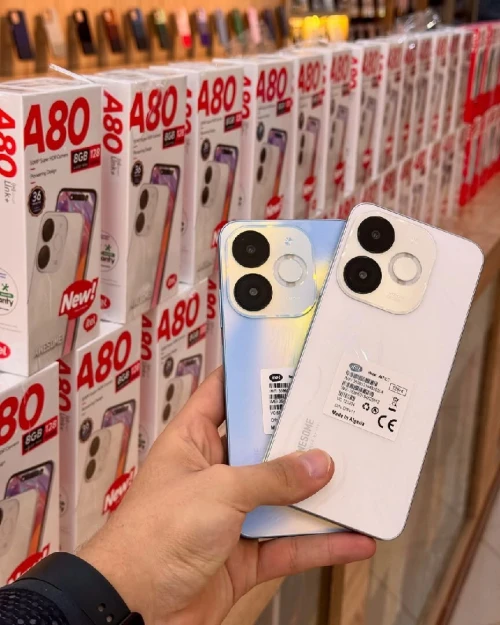 Smartphone itel A80 Smartphone itel A80