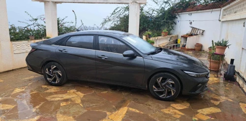 Hyundai Elentra 2025 GLX
