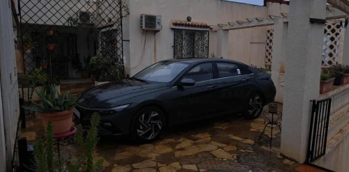Hyundai Elentra 2025 GLX