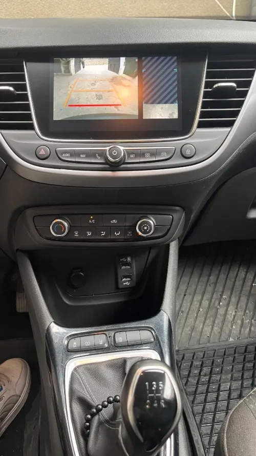 Opel Crossland 2022 