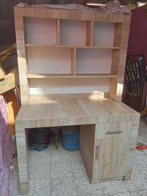 Bureau pour enfants مكتب القراءة