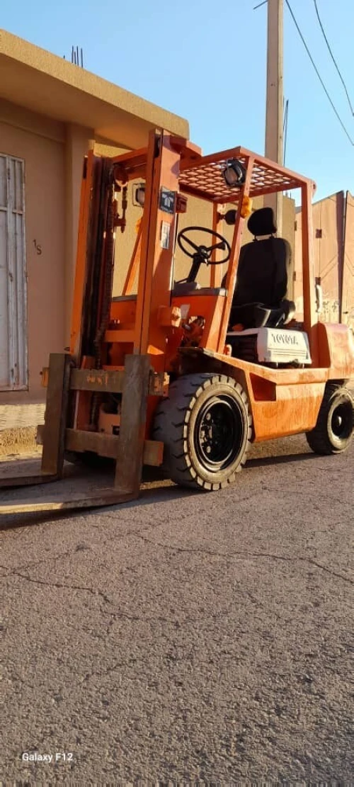 Toyota 3 TONNES 1990