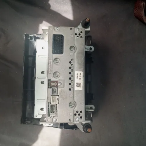 suzuki swift oem bluetooth - poste suzuki swift - مسجل سيارة (راديو) أصلي لسوزوكي سويفت / بالينو / سيليريو - بحالة ممتازة