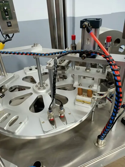 spoon packaging machine