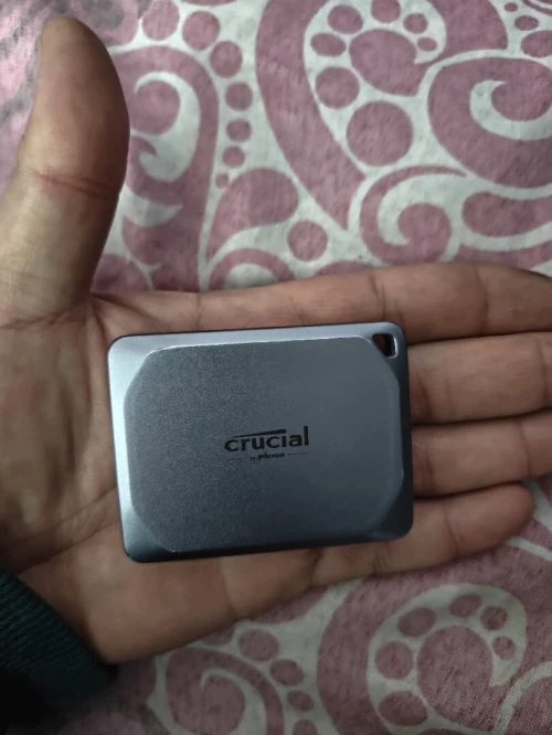 crucial x9 pro 4to