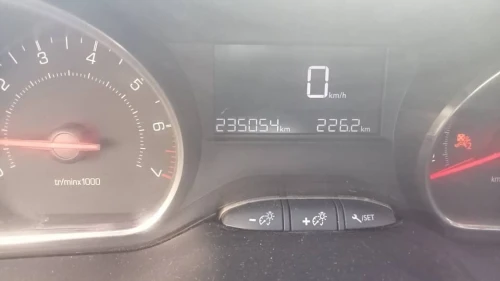 Peugeot 208 2015 208