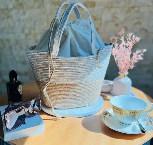 Sac à main + porte monnaie 