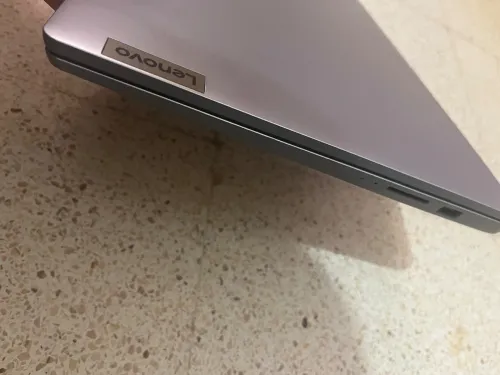 Lenovo laptop ryzen 5