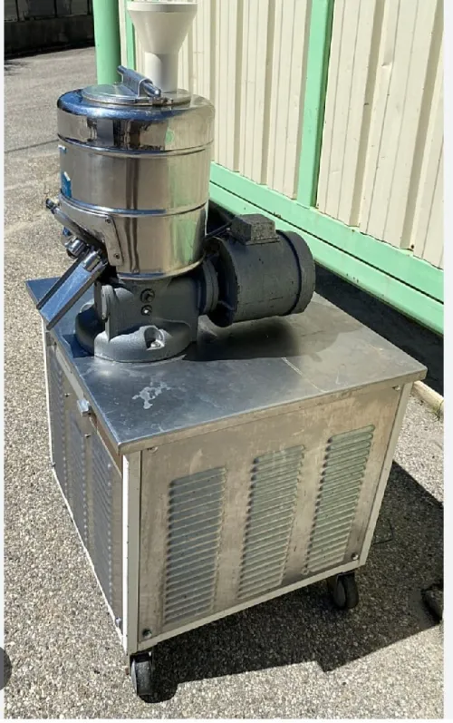 Machine a glace sorbet 