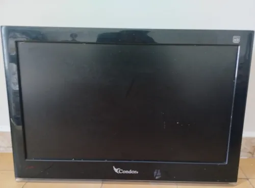 Tv condor 24 avec support mural 