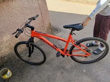 Vélo between 
