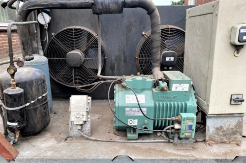 تركيب وصيانة أجهزة التبريد والتكييف | Installation & Maintenance de Froid et Climatisation