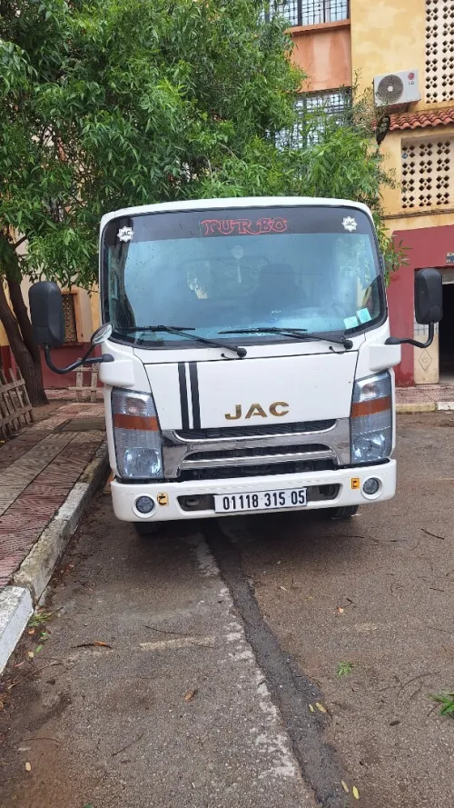 JAC 1040s 2015