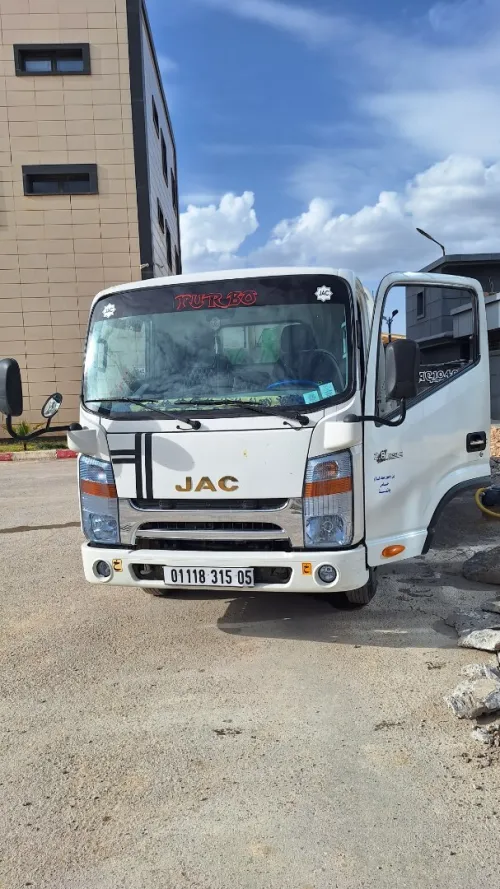 Camion jac 1040 جاك 1040s 2015
