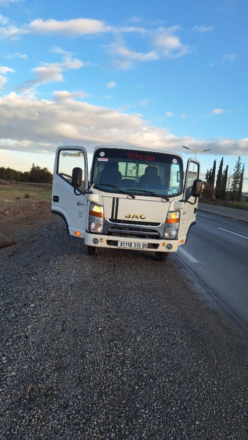 JAC 1040s 