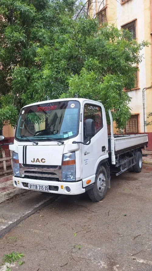 JAC 1040s 2015