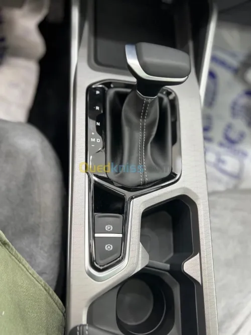 Geely Emgrand 2025 Tout option