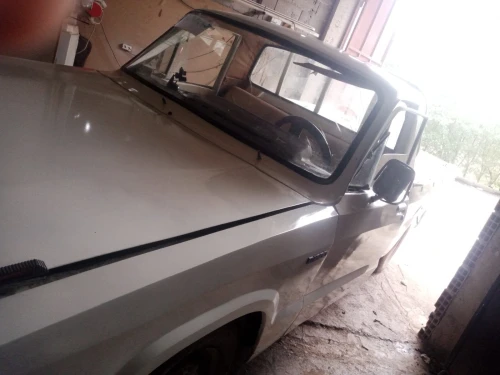 Mazda mazda b 1600 1984 bachi