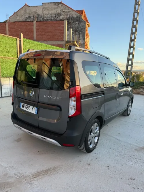 Renault Kangoo 2025 Stepway Français