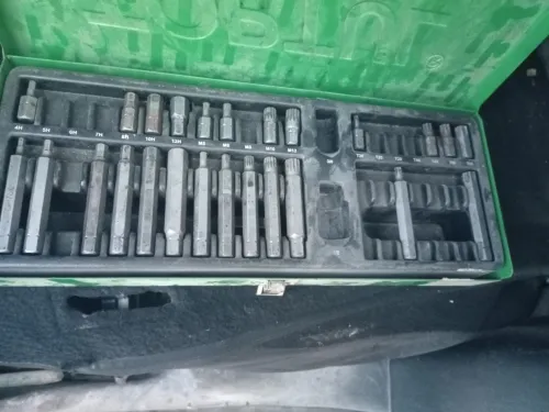 Material de mécanique et suspension