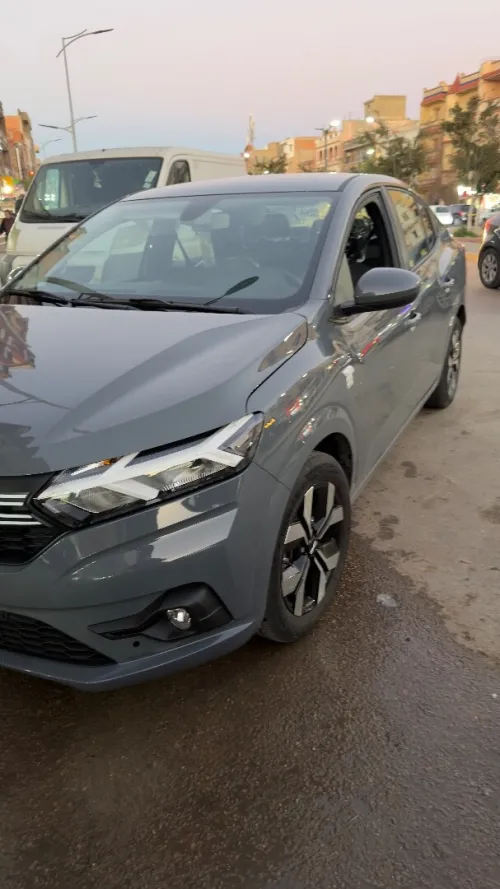 Dacia Lougan 2025 