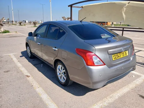 Nissan Sunny 2015 Acenta pack