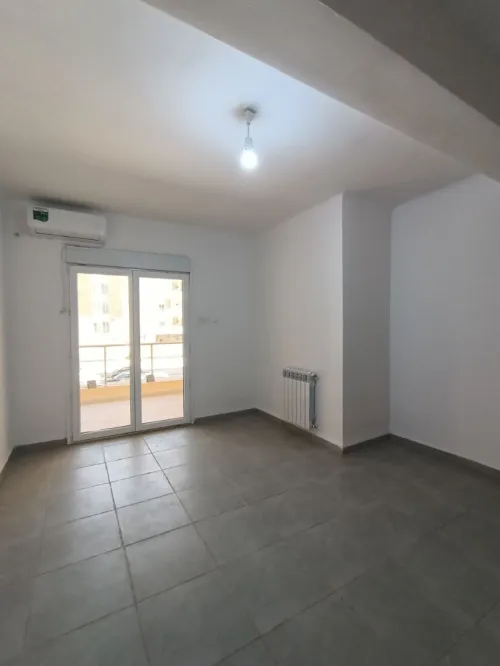 Location Appartement F4 Oran Oran