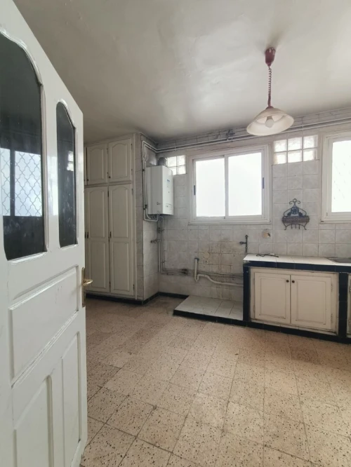 Location Appartement Niveau de villa F6 Oran Oran