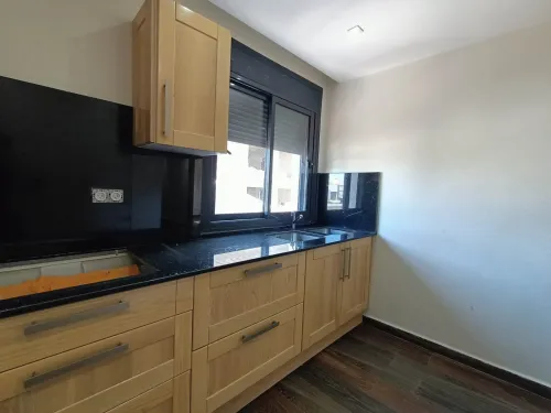Location Appartement Niveau de villa F5 Oran Oran