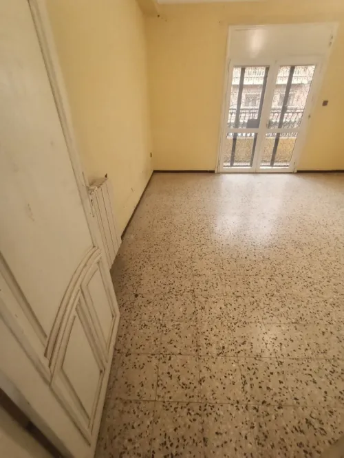 Location Appartement Niveau de villa F8 Oran Oran