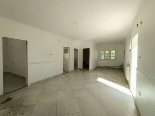 Location Appartement Niveau de villa F4 Oran Oran