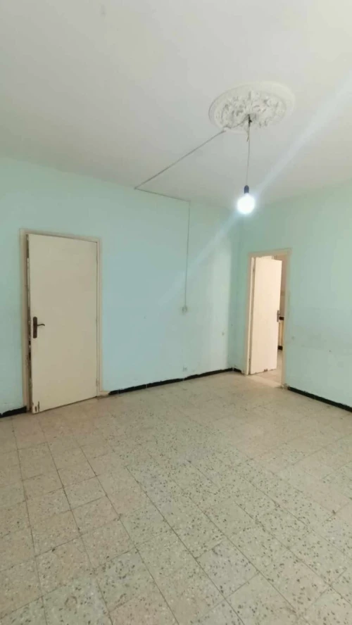 Location Appartement Niveau de villa F4 Oran Oran