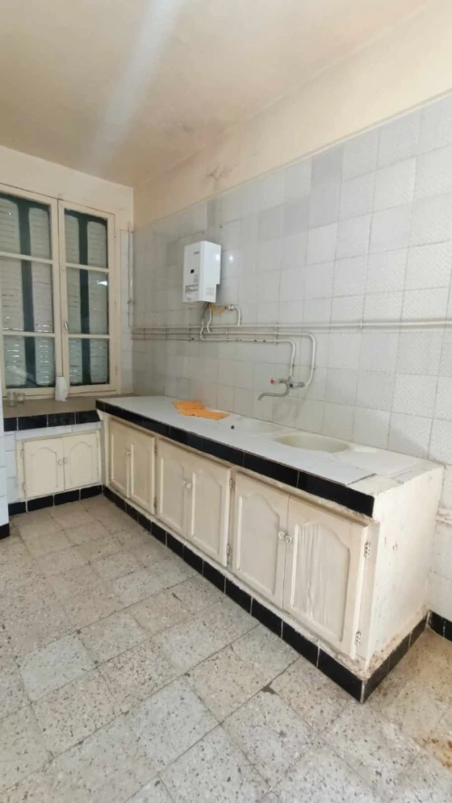 Location Appartement Niveau de villa F4 Oran Oran