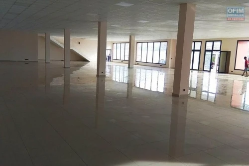 Location Local Oran Oran