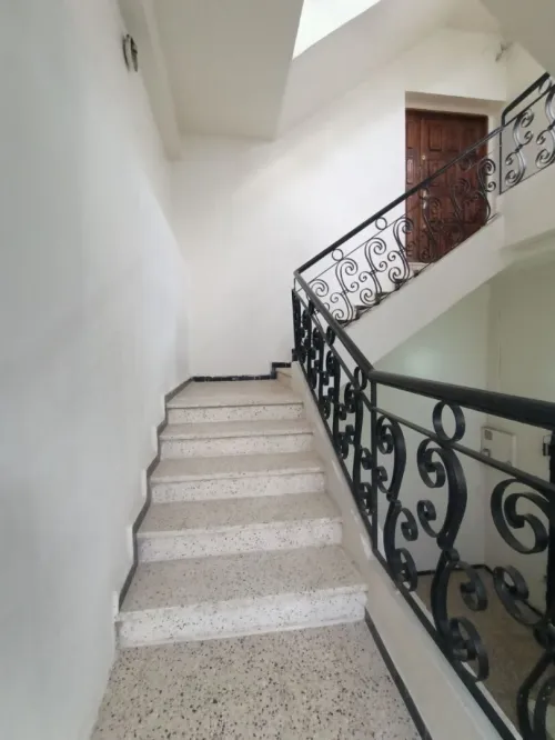 Location Appartement Niveau de villa F5 Oran Oran