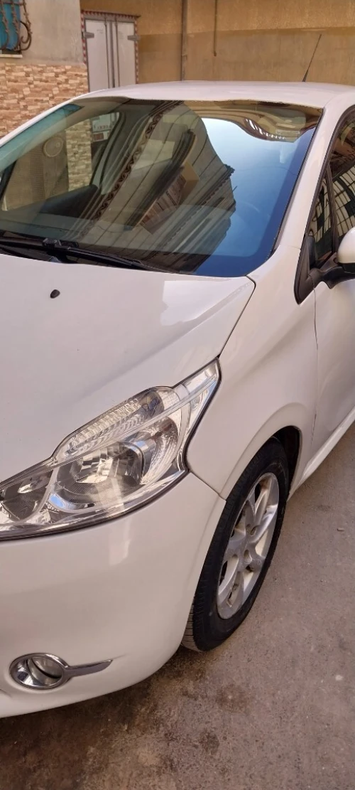 Peugeot 208 2013 Allure