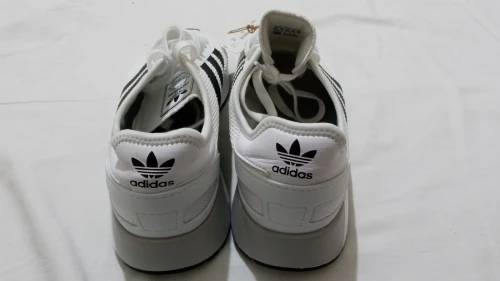 Adidas grande pointure 47