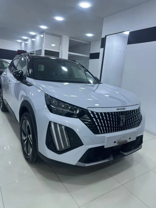 Peugeot 2008 2025 GT