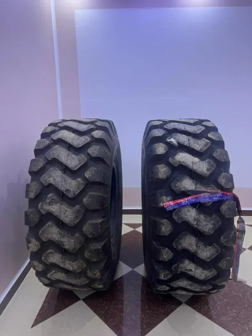 Pneus Roadbuster neuf jamais utilisé