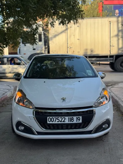 Peugeot 208 2018 Allure
