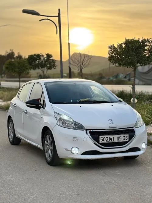 Peugeot 208 2015 208