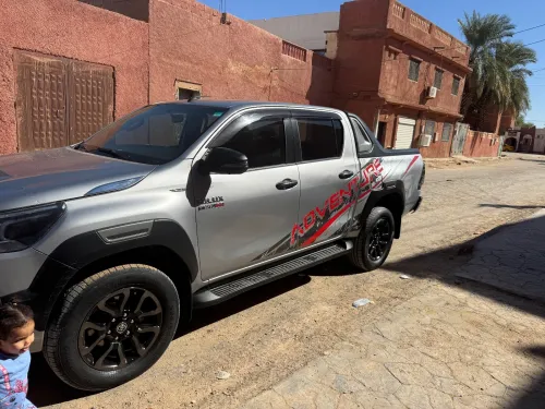 Toyota Hilux 2022 LEGEND DC 4x4 Pack Luxe