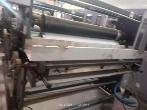 Machine de essuie-tout et papier hegenique