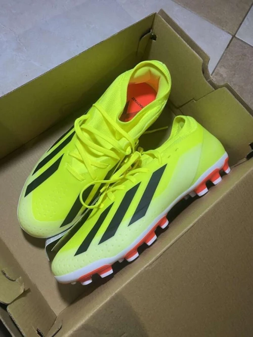 Soulier adidas crazy fast 